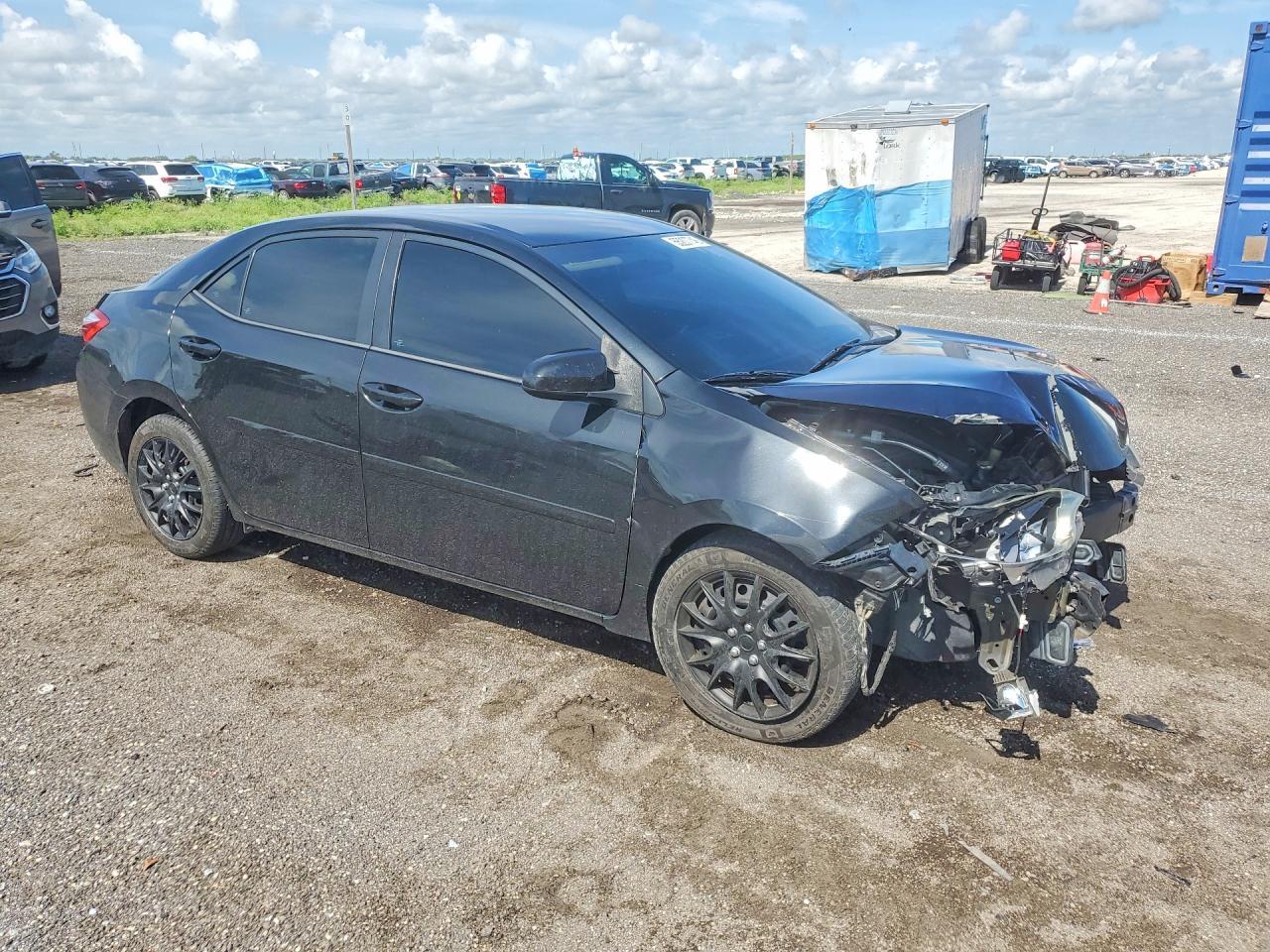 2015 Toyota Corolla Le - Фото 4