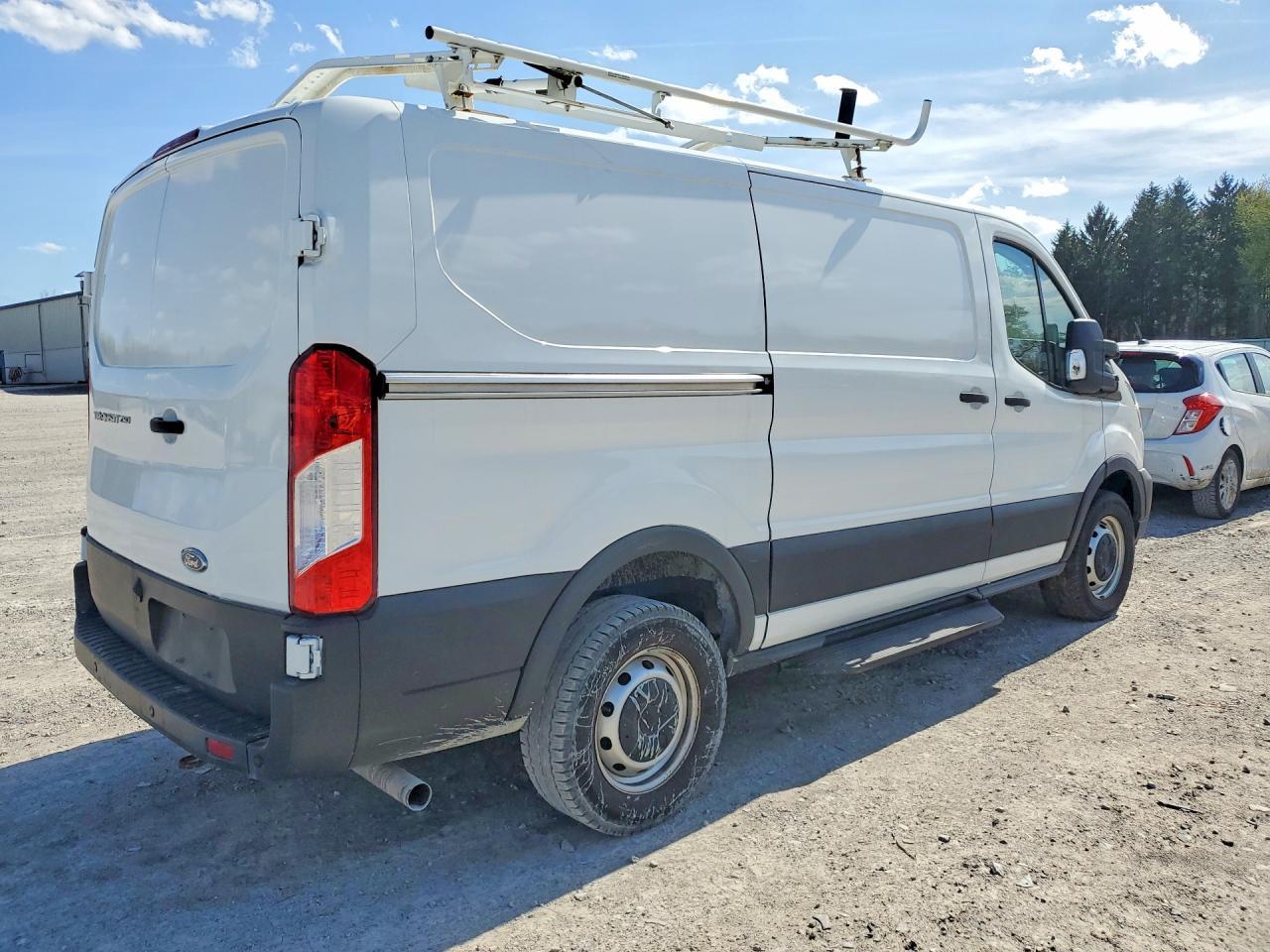 2020 Ford Transit 250 Delivery Van - Фото 3