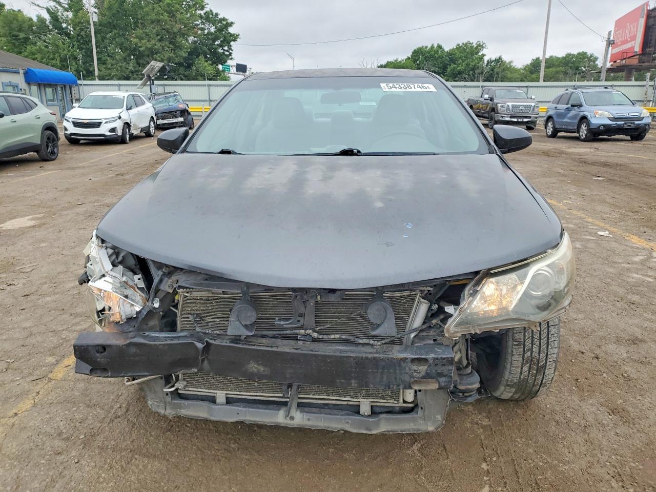 2012 Toyota Camry Le - Фото 5