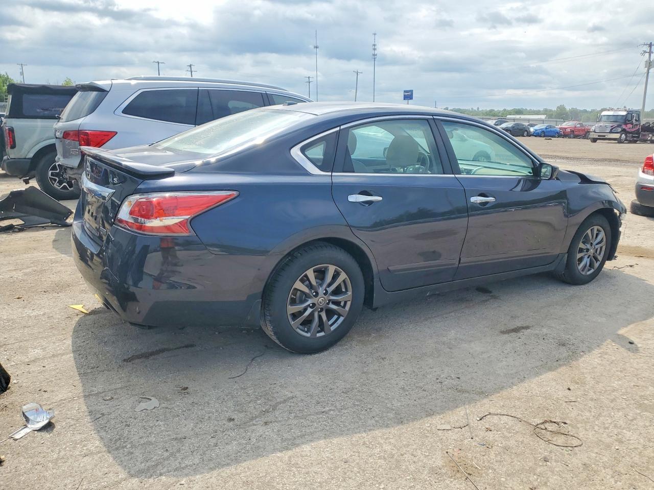 2015 Nissan Altima 2.5 S - Фото 3