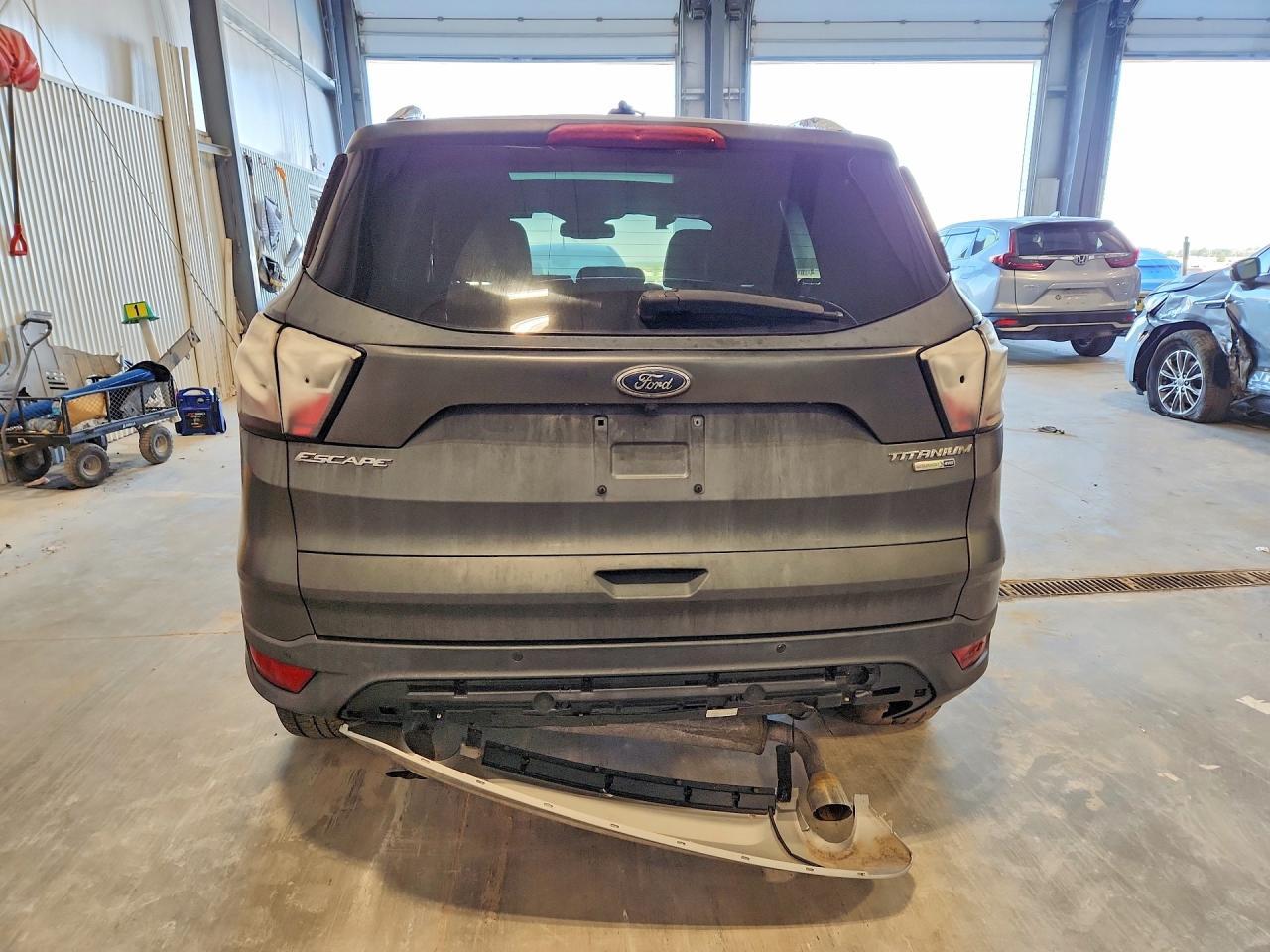 2017 Ford Escape Titanium - Image 6