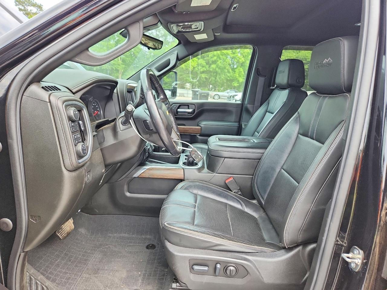 2022 Chevrolet Silverado K3500 High Country - Фото 7