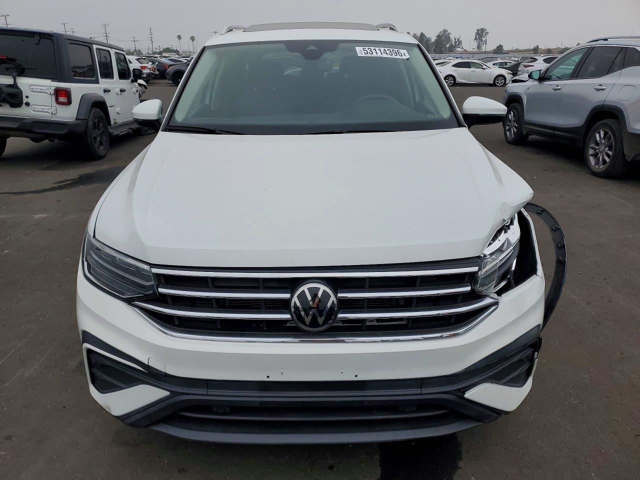 2022 Volkswagen Tiguan - Фото 5