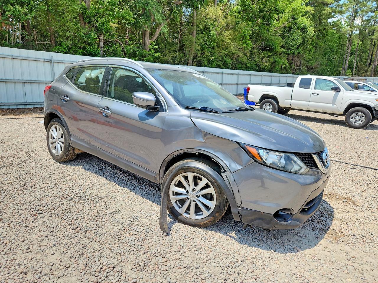 2017 Nissan Rogue Sport Sv - Image 4