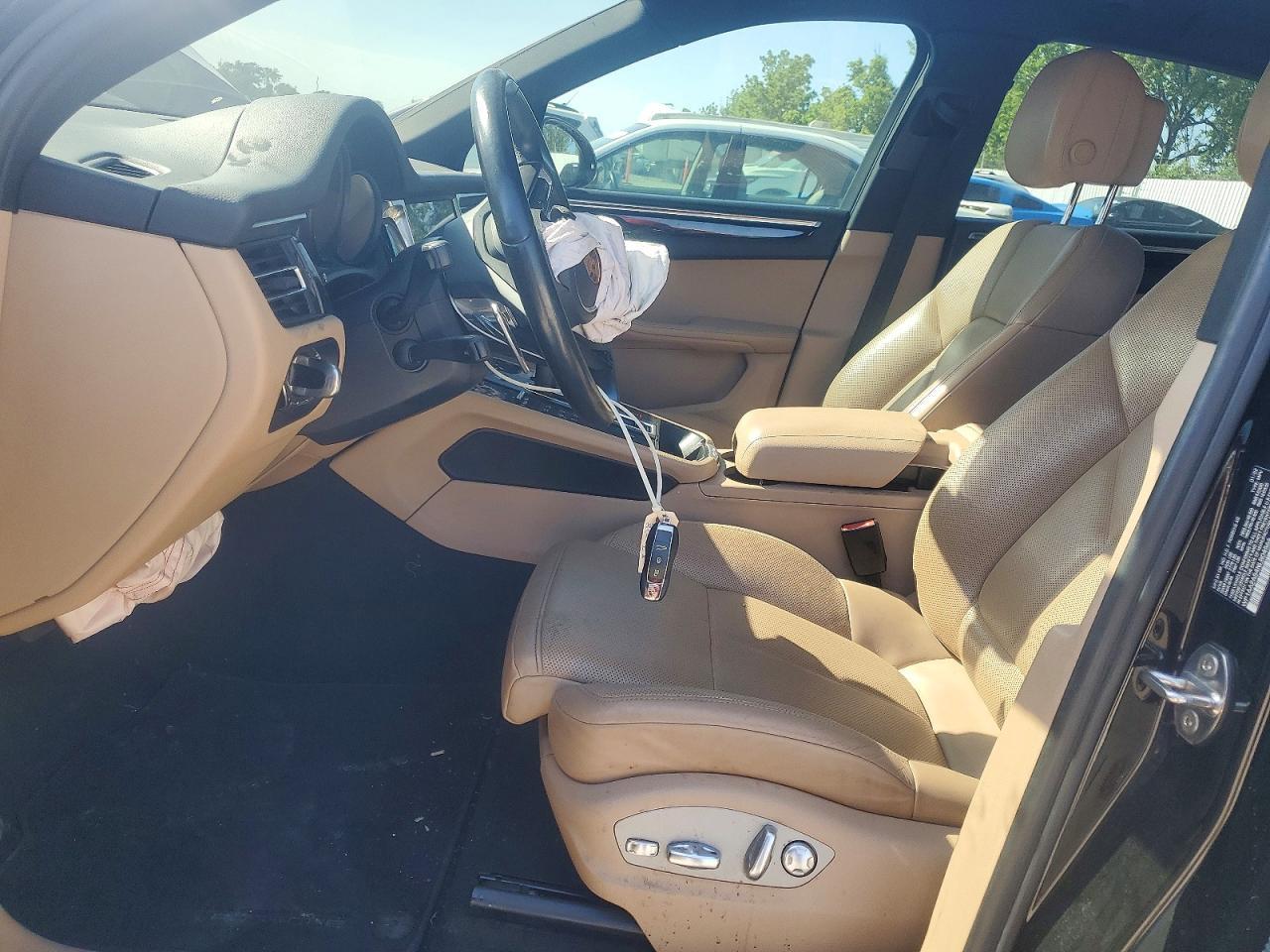 2022 Porsche Macan - Фото 7