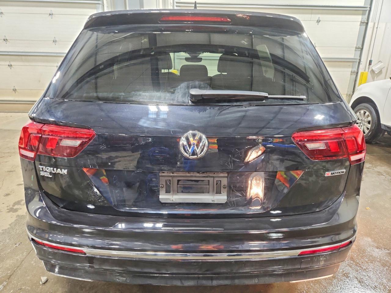 2021 Volkswagen Tiguan Sel Premium R-Line - Фото 6