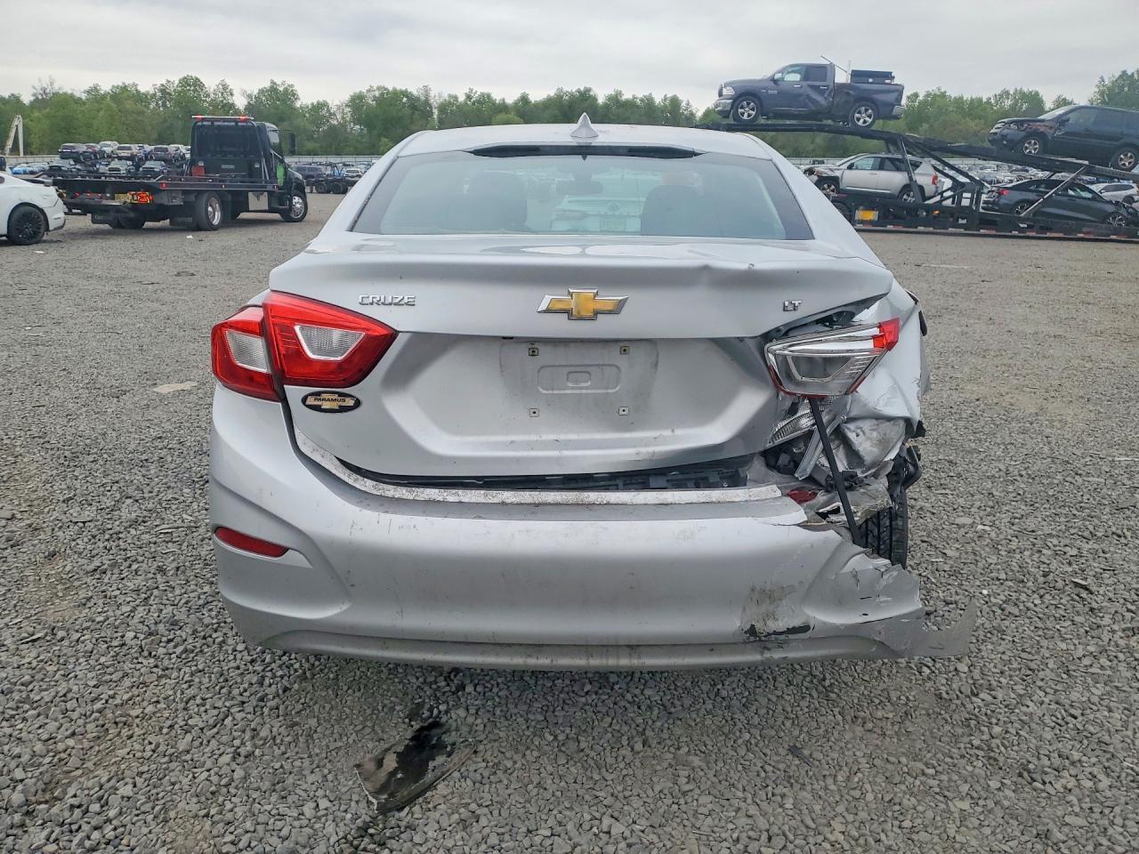 2017 Chevrolet Cruze Lt - Фото 6