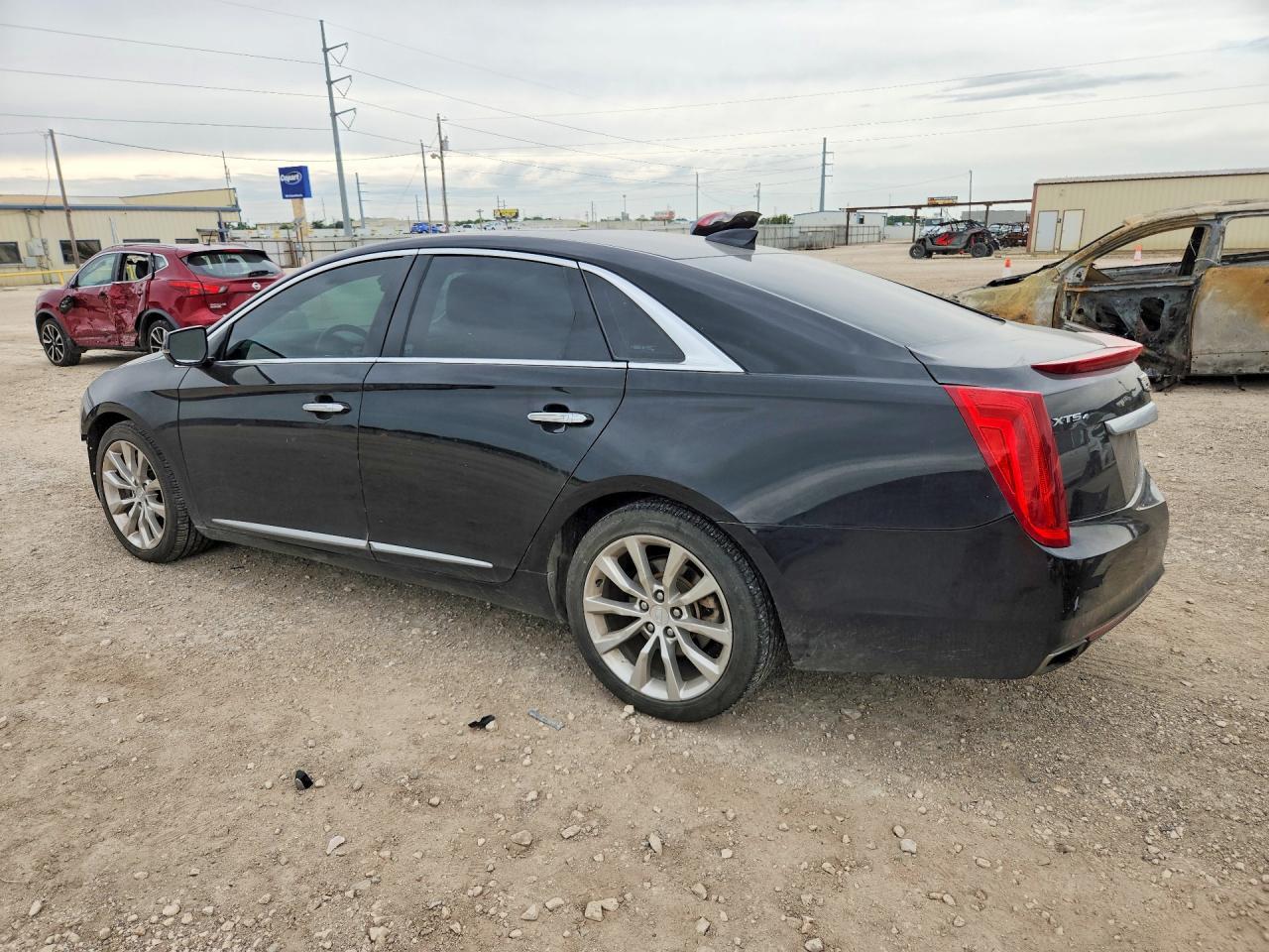 2016 Cadillac Xts Luxury Collection - Image 2