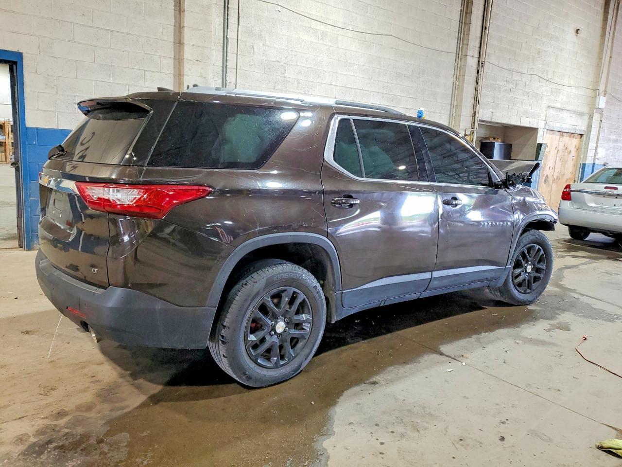 2018 Chevrolet Traverse Lt - Фото 3