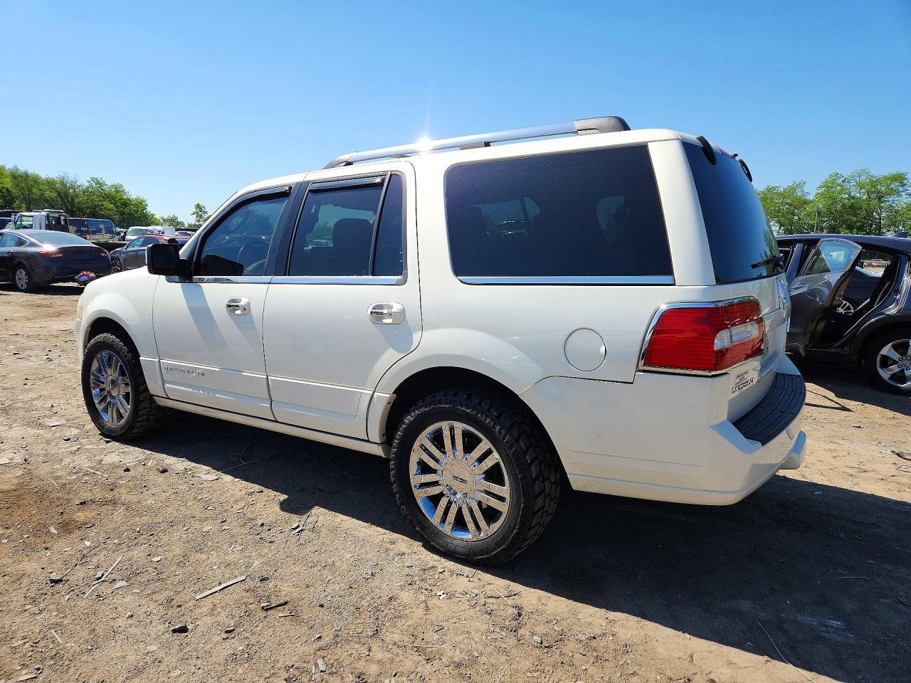 2008 Lincoln Navigator - Фото 2