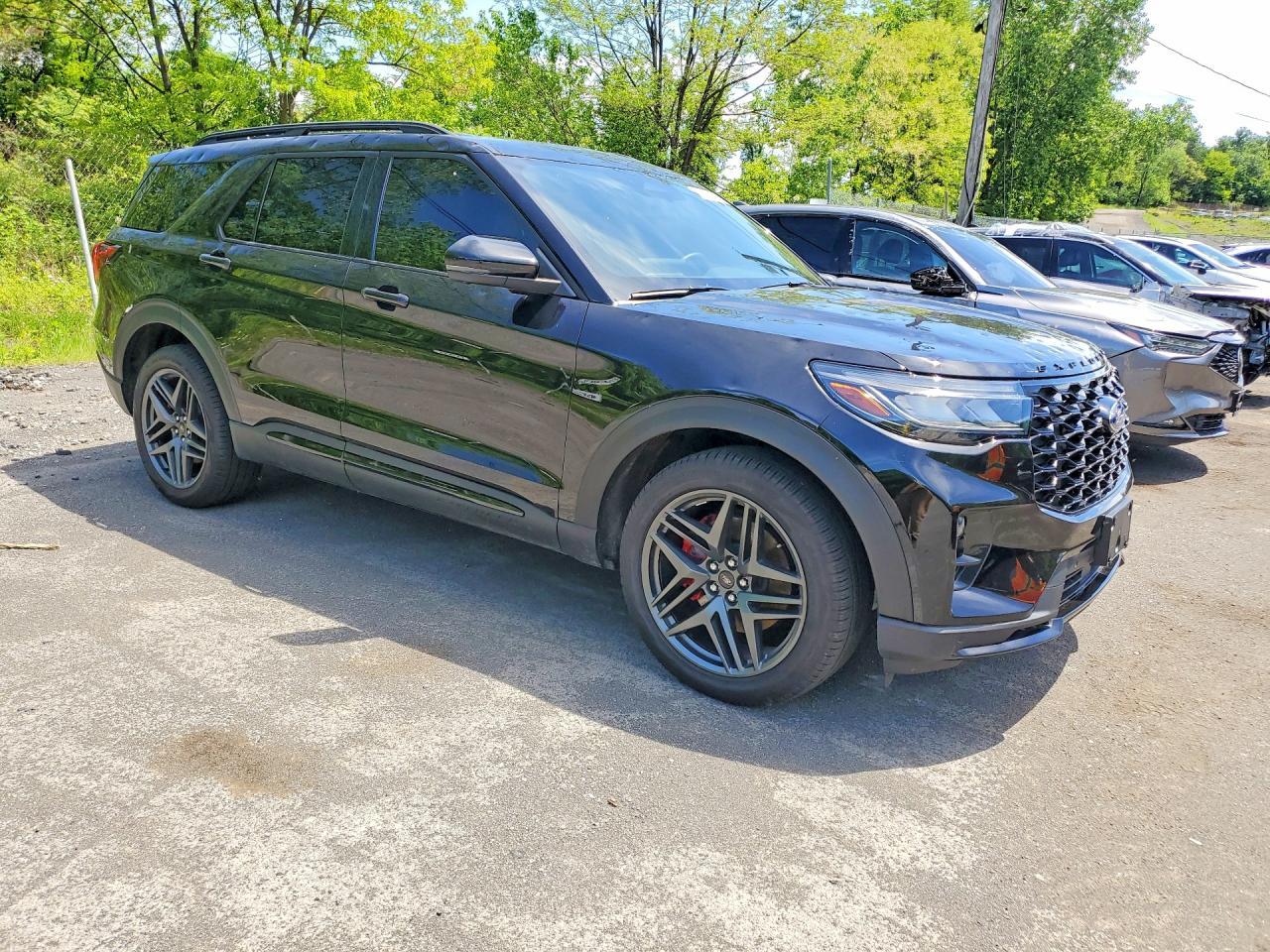 2025 Ford Explorer St - Фото 4