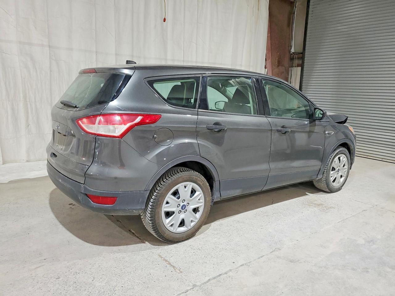 2016 Ford Escape S - Фото 3