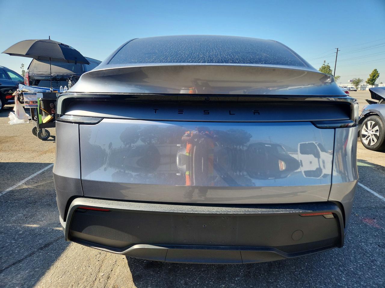 2026 Tesla Model Y - Image 6