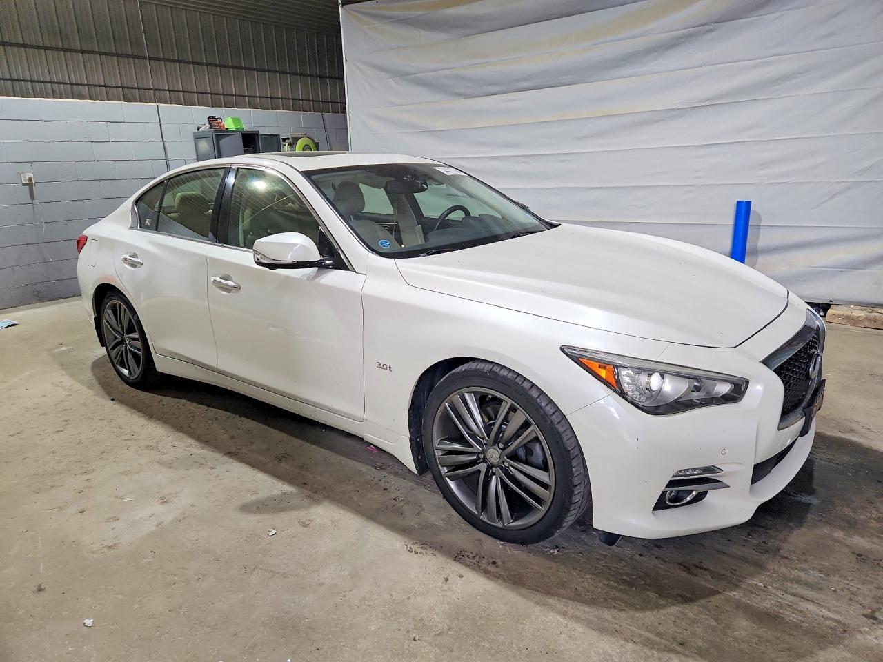 2017 Infiniti Q50 3.0T Premium - Image 4