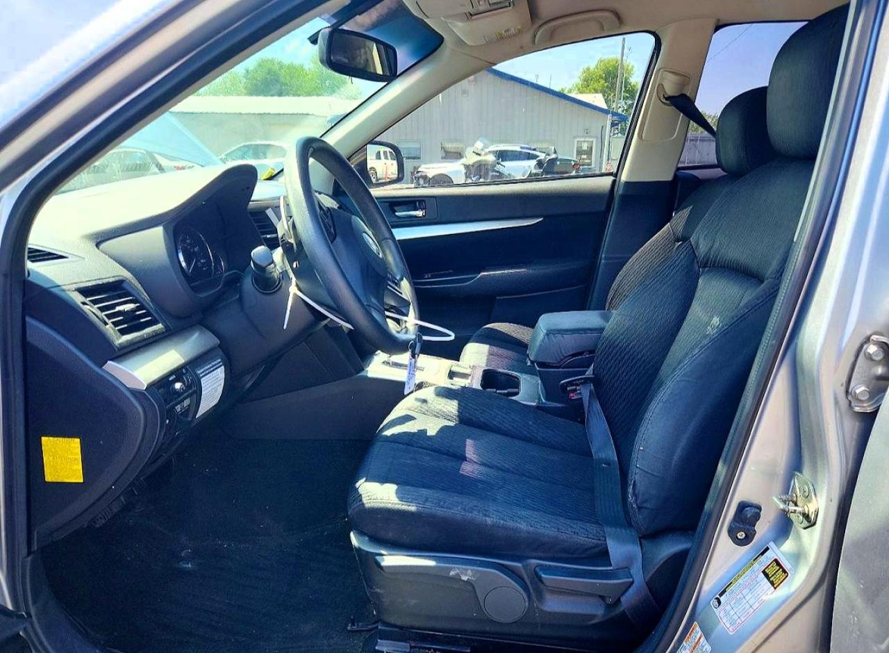 2012 Subaru Outback 2.5I - Фото 7