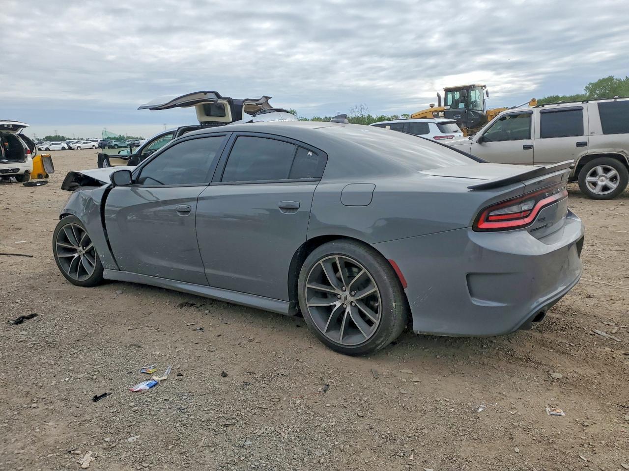 2018 Dodge Charger R - Фото 2