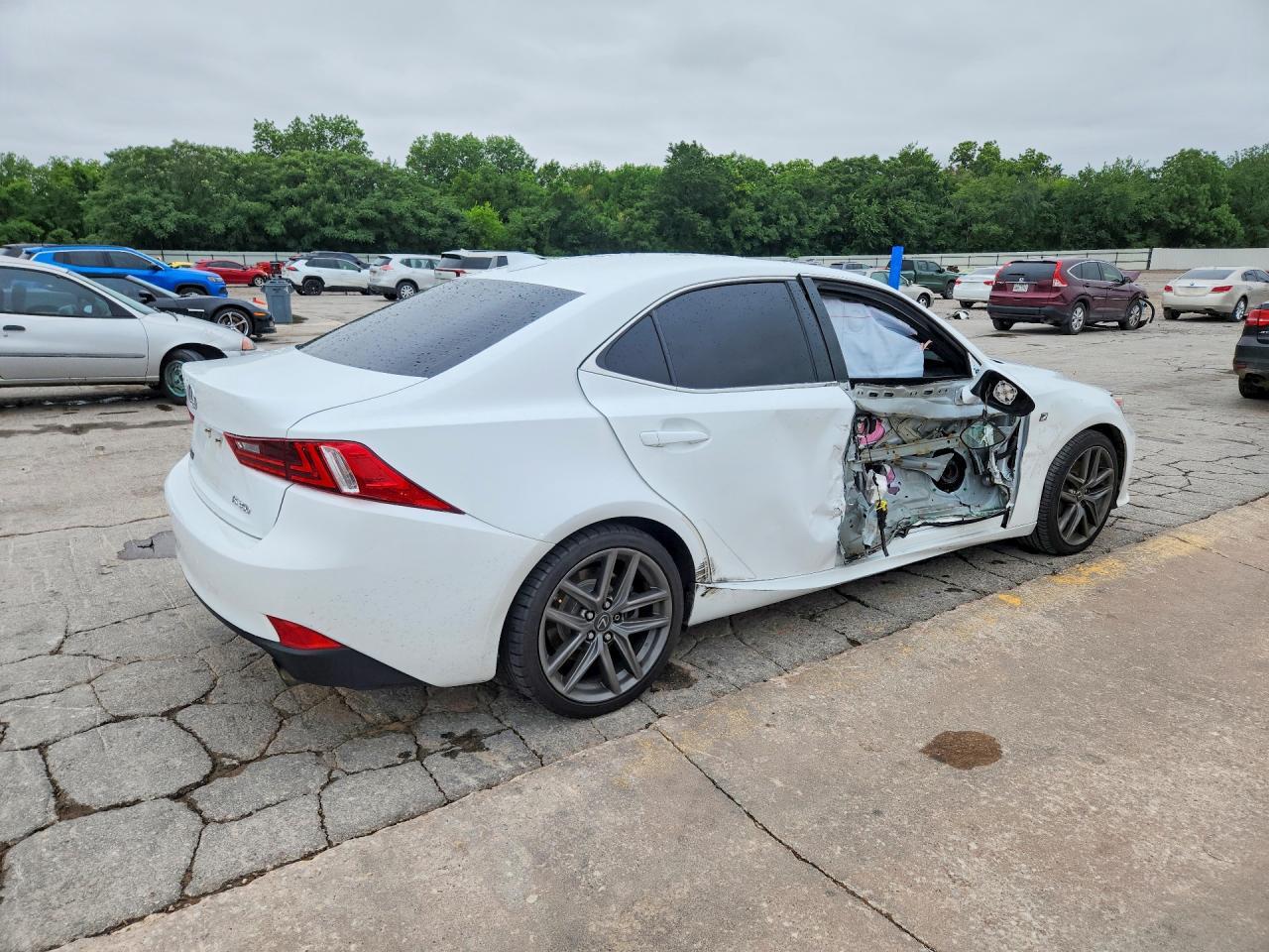 2016 Lexus Is 350 - Image 3