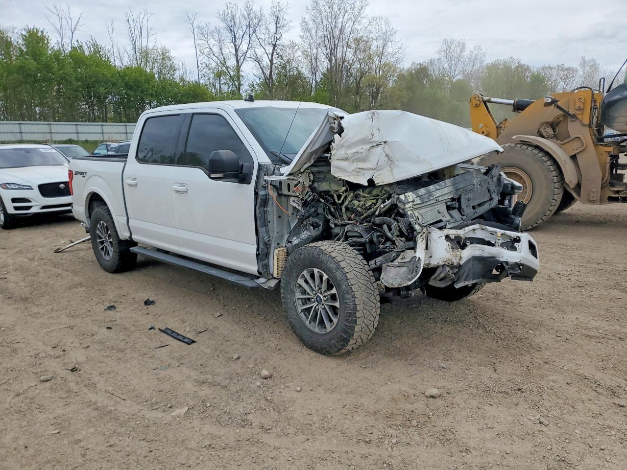 2019 Ford F150 Supercrew - Image 4