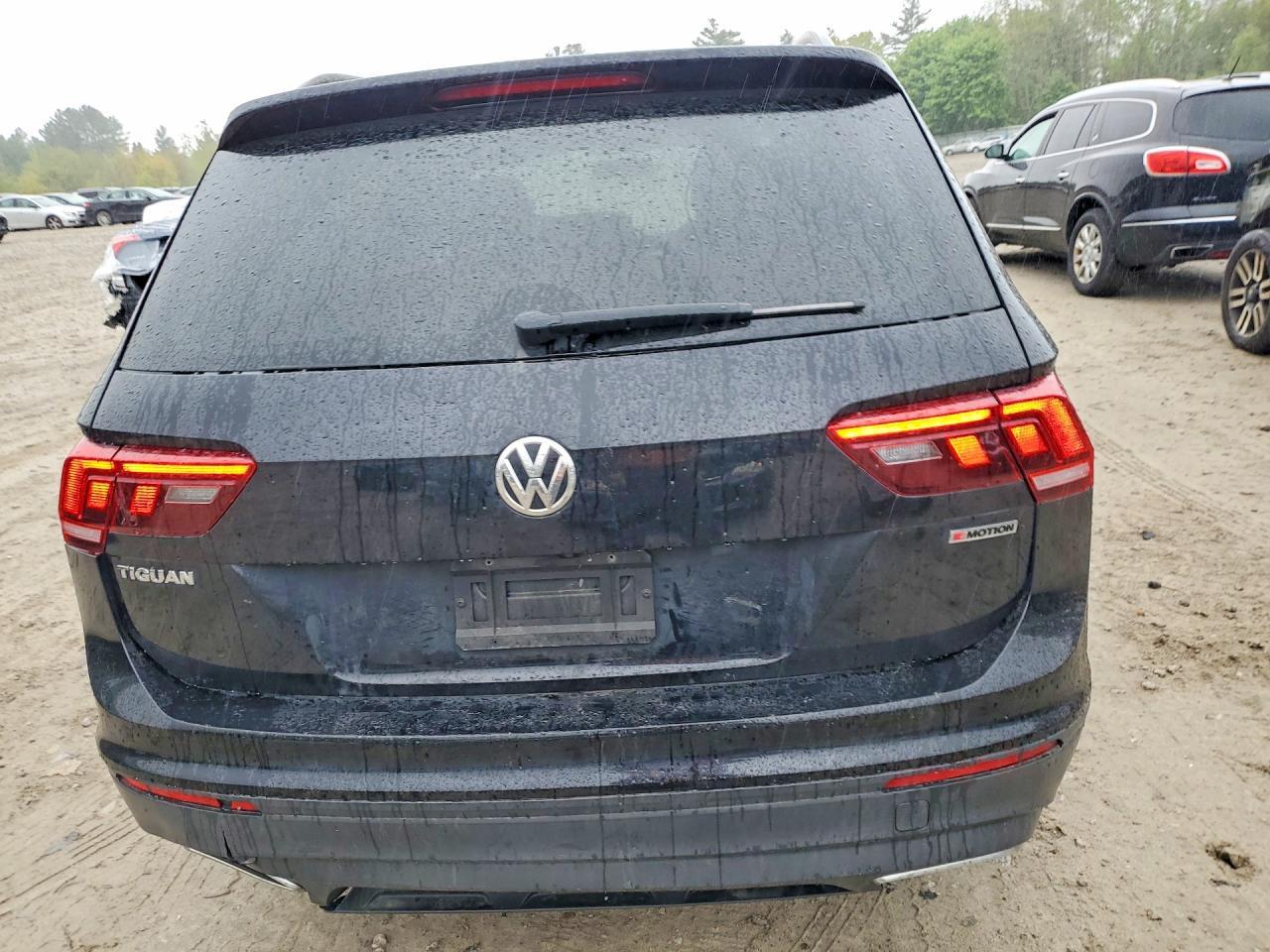 2019 Volkswagen Tiguan S - Фото 6