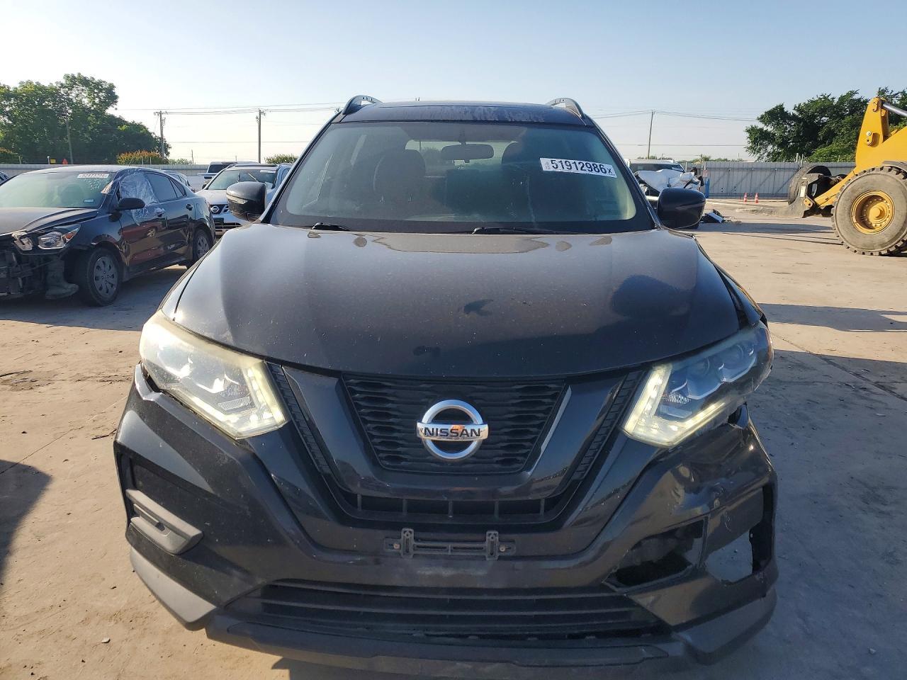2017 Nissan Rogue Sv - Image 5