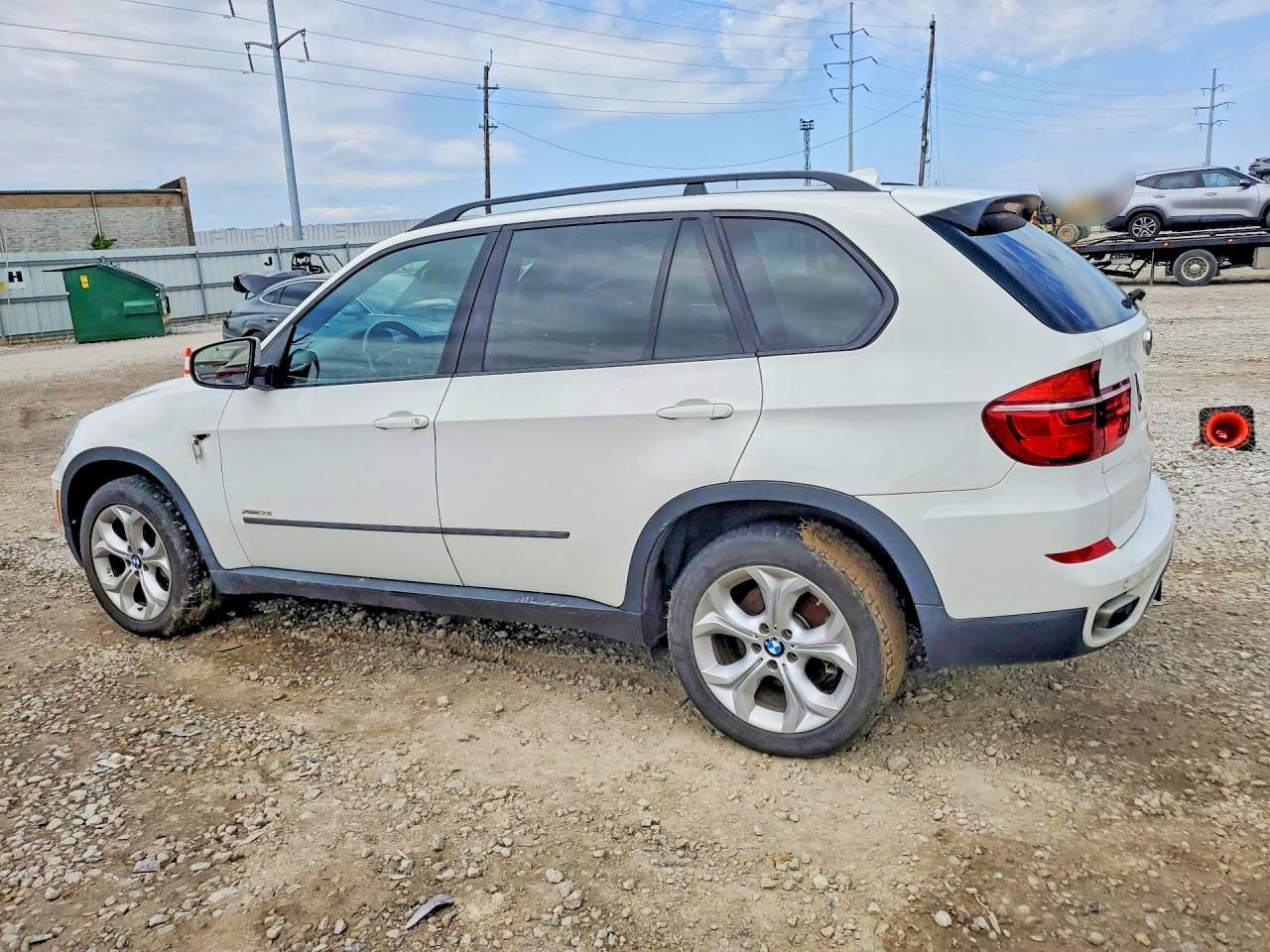 2013 BMW X5 xDrive50I - Image 2