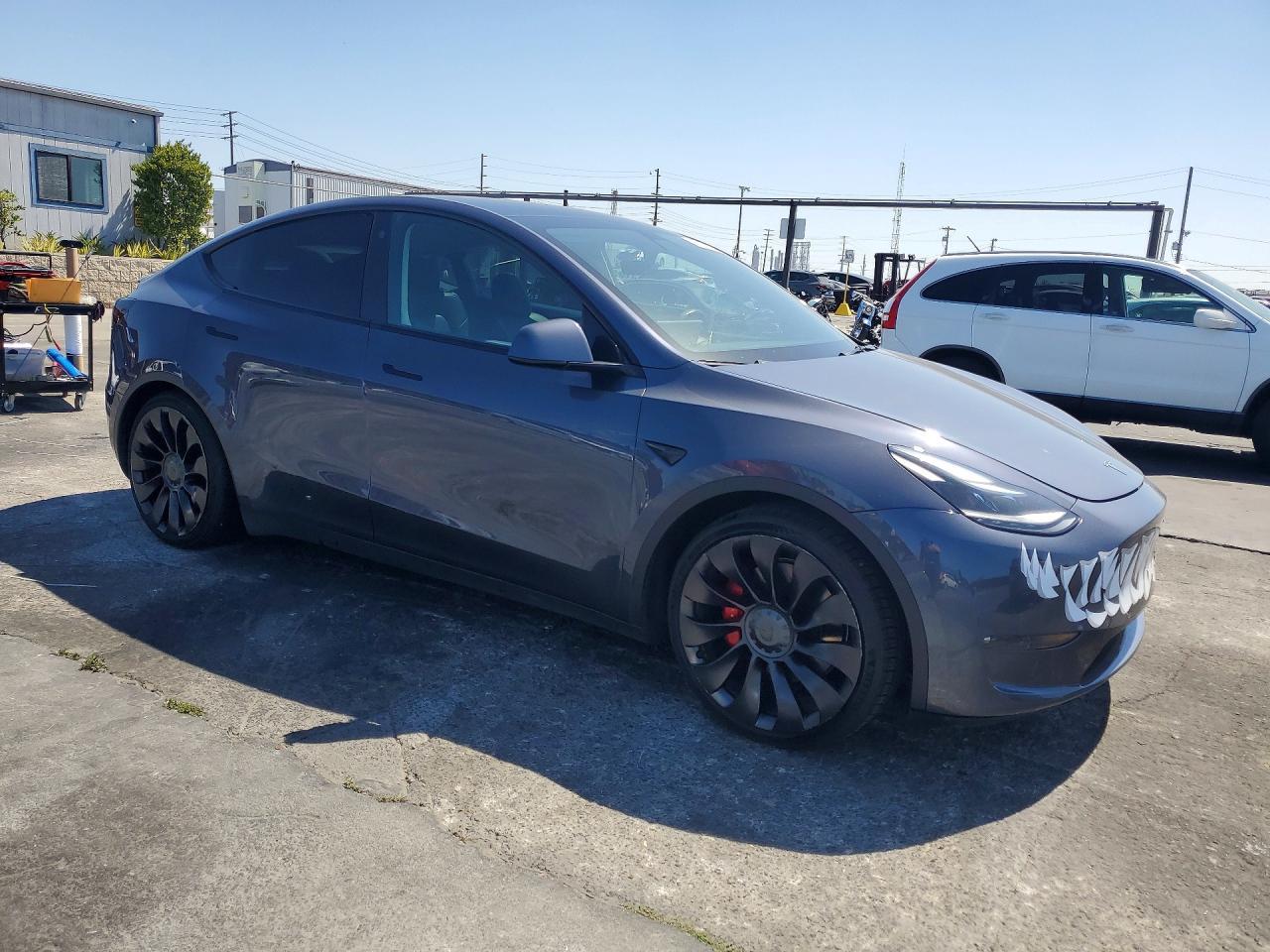 2022 Tesla Model Y - Фото 4