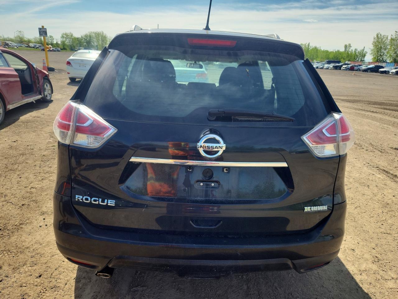 2016 Nissan Rogue S - Image 6