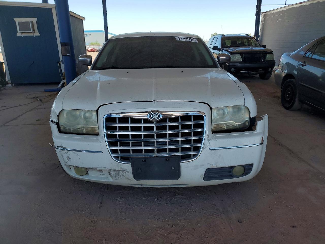 2010 Chrysler 300 Touring - Image 5