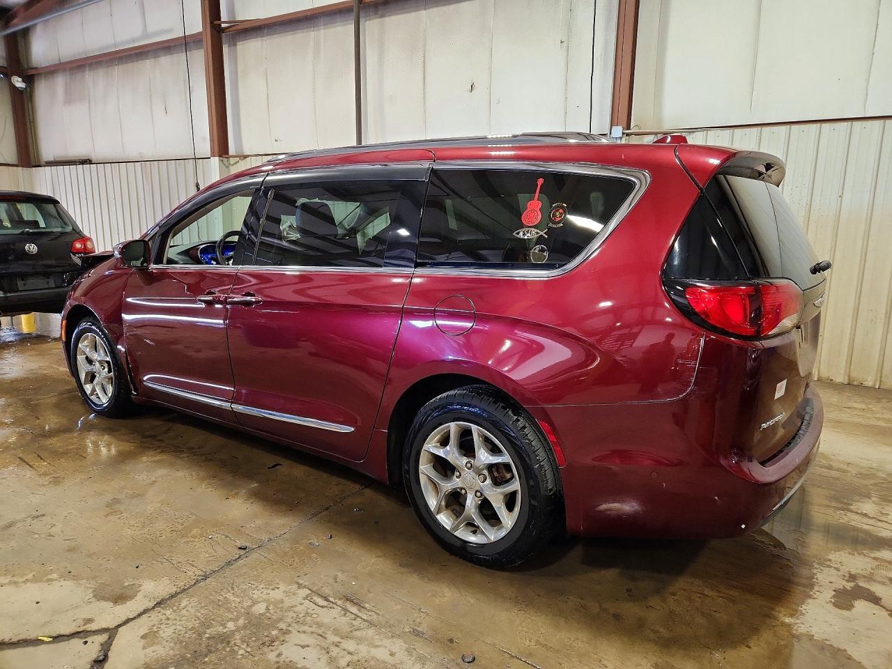 2018 Chrysler Pacifica Limited - Фото 2