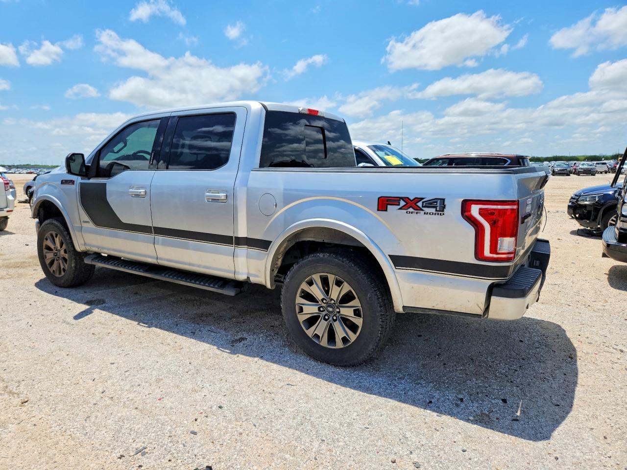 2016 Ford F150 Supercrew - Фото 2