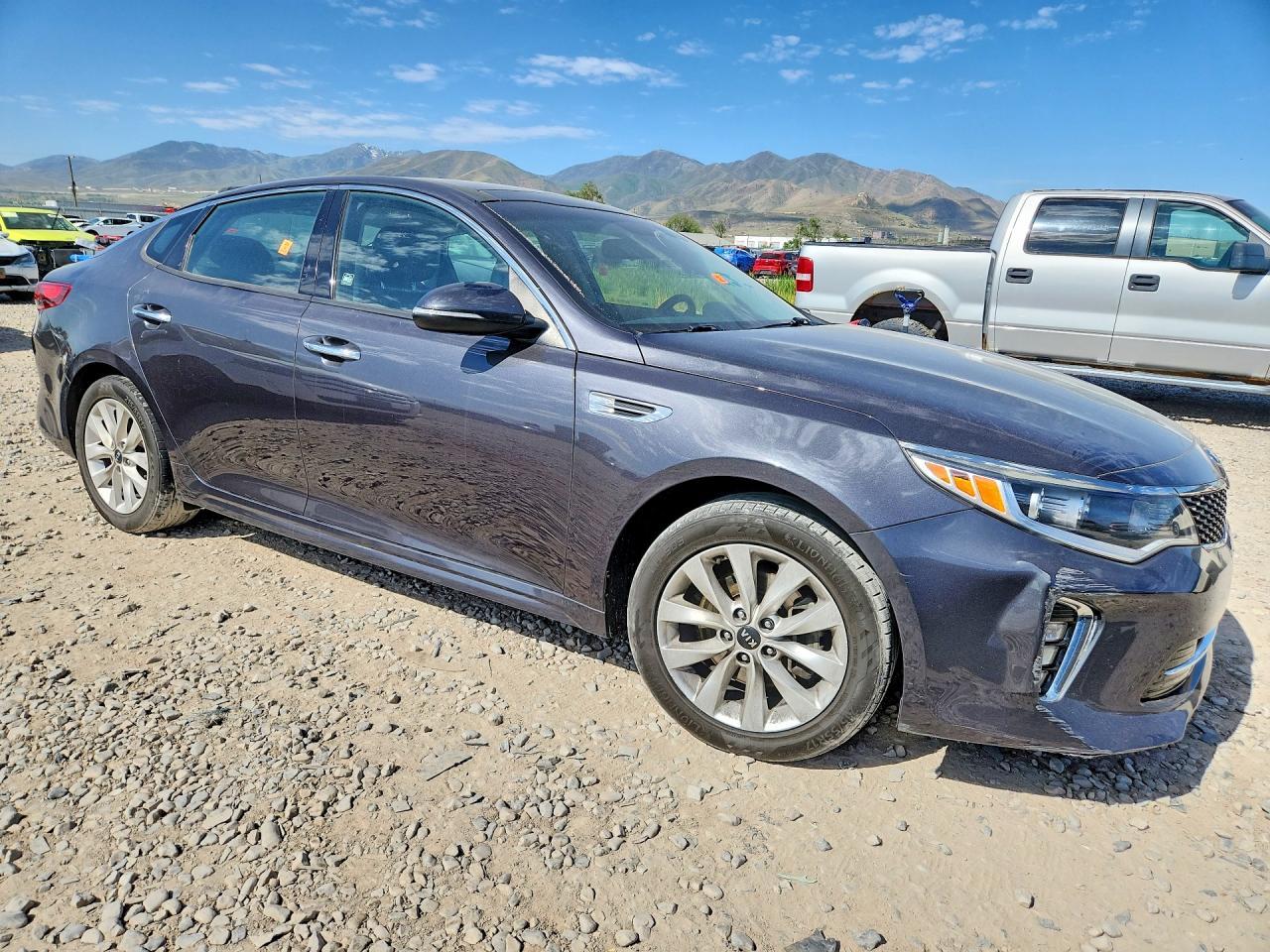 2018 Kia Optima S - Фото 4