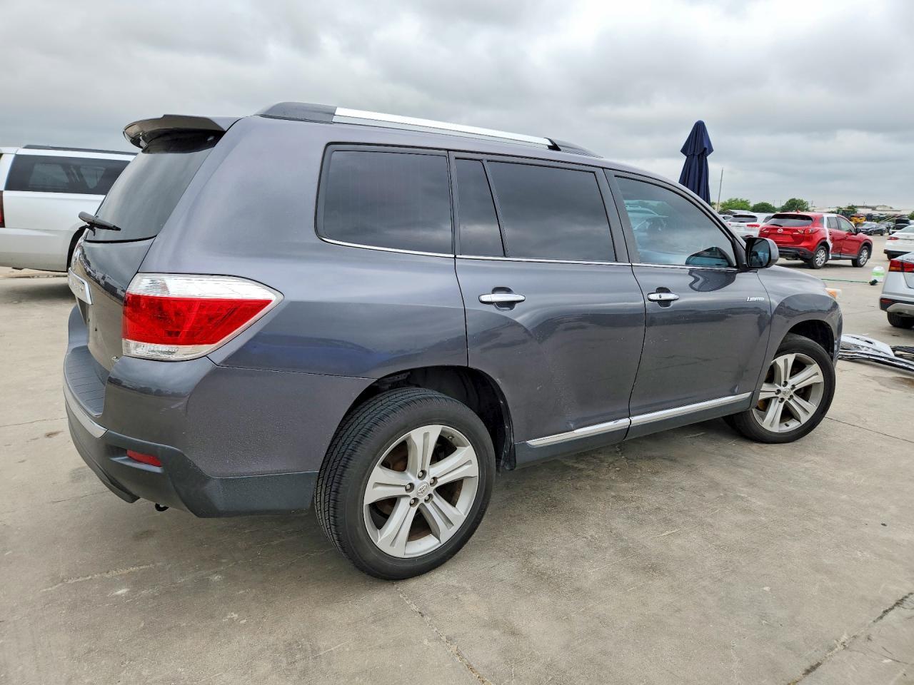 2013 Toyota Highlander Limited - Фото 3