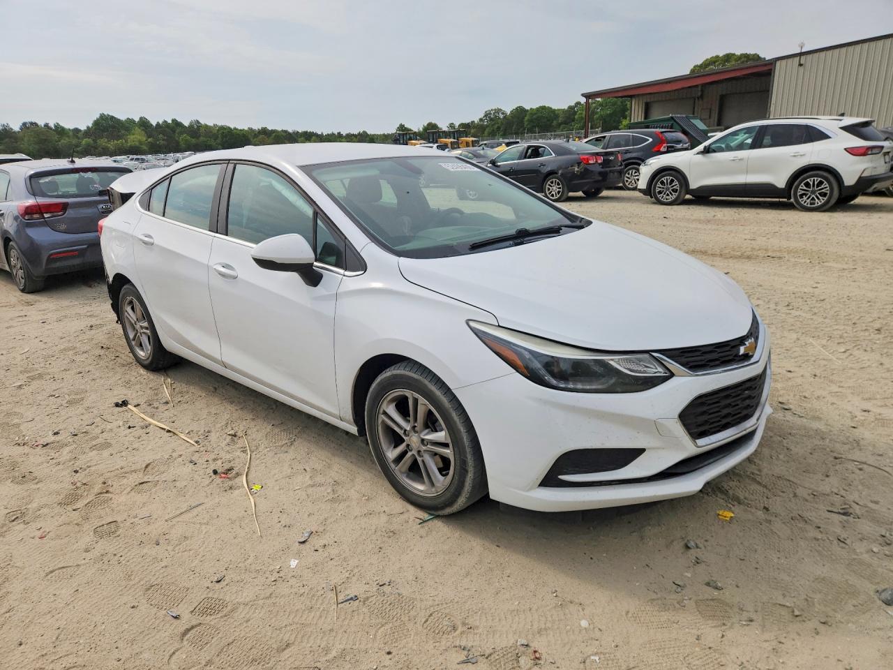2018 Chevrolet Cruz - Фото 4