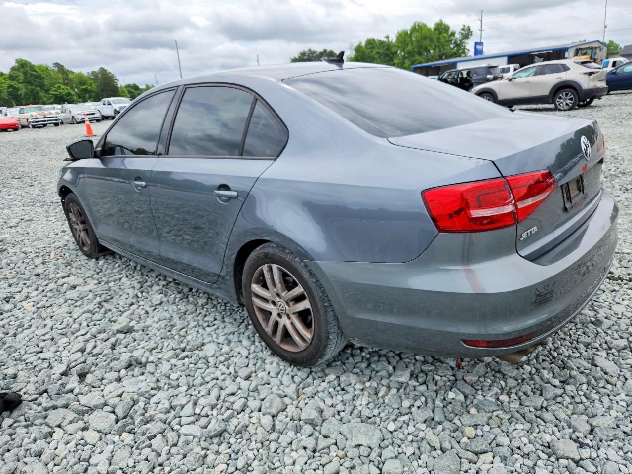 2015 Volkswagen Jetta Base - Фото 2