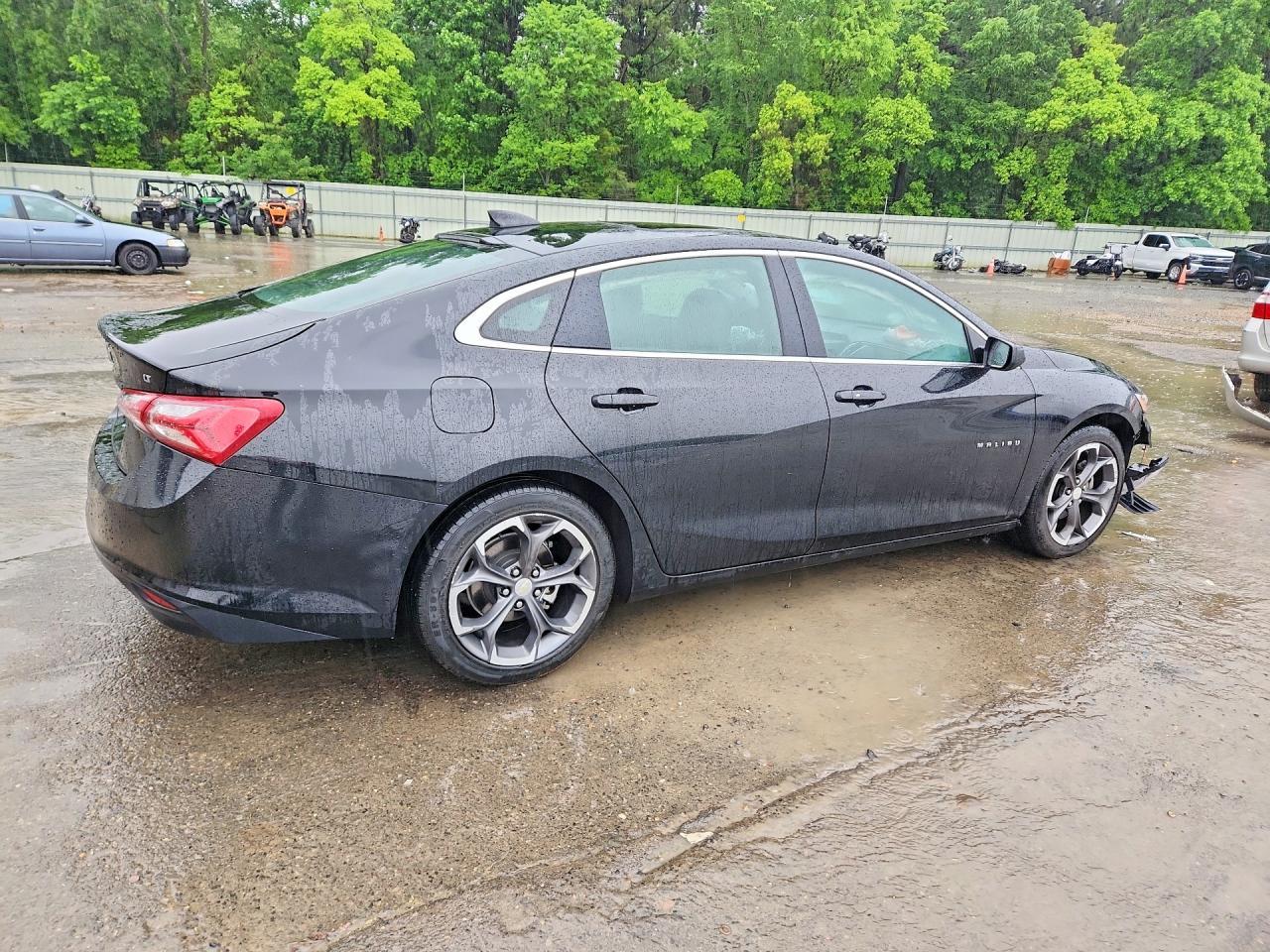 2022 Chevrolet Malibu Lt - Image 3