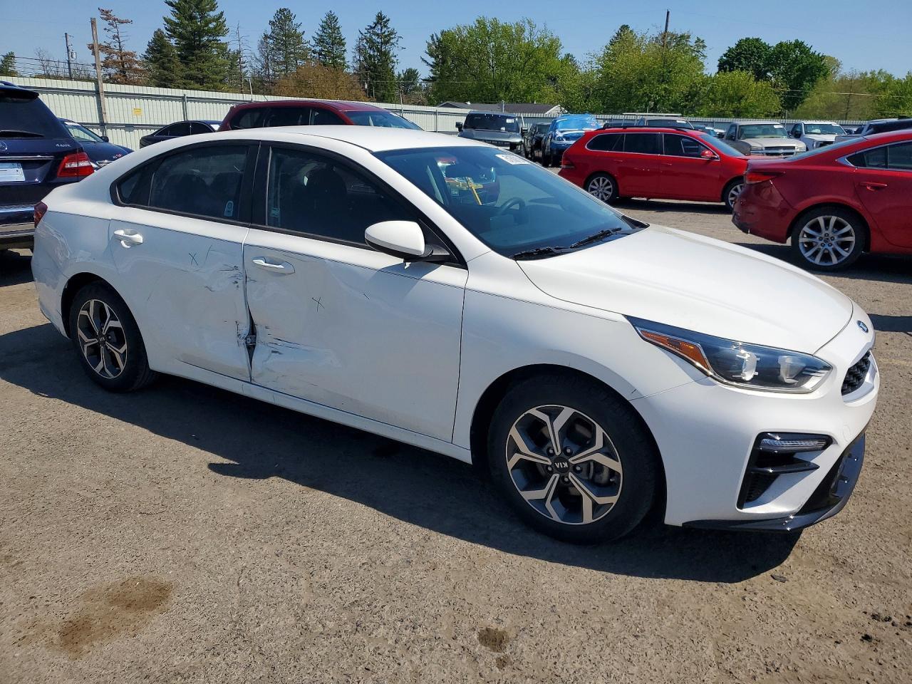 2020 Kia Forte Lxs - Фото 4