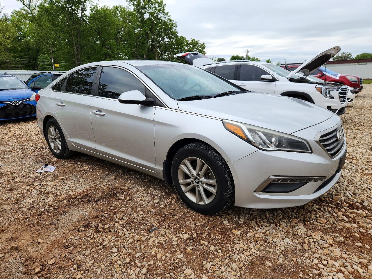 2015 Hyundai Sonata Se - Image 4