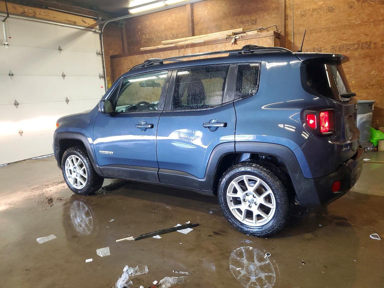 2020 Jeep Renegade Latitude - Фото 2