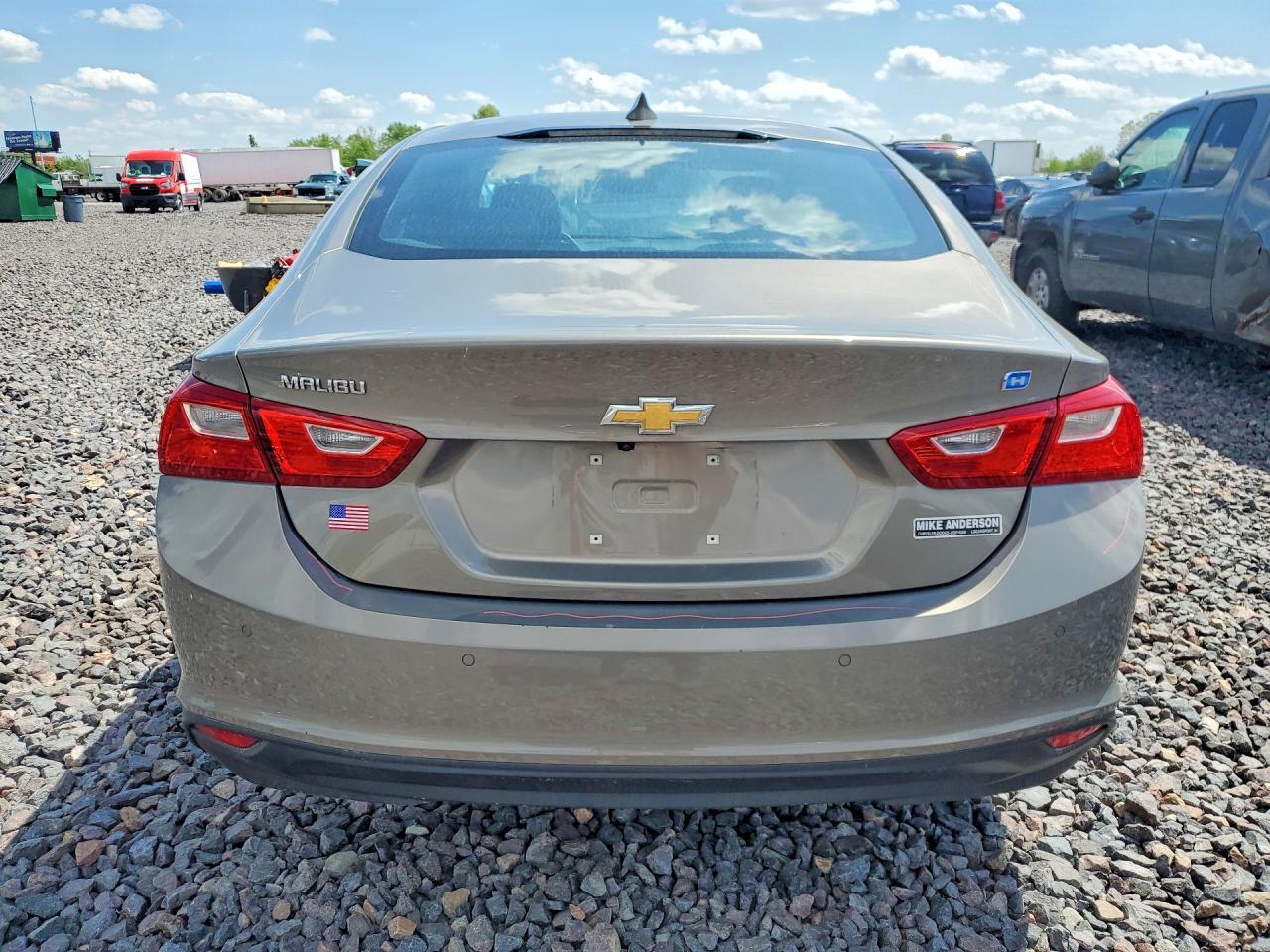 2017 Chevrolet Malibu Hybrid - Image 6