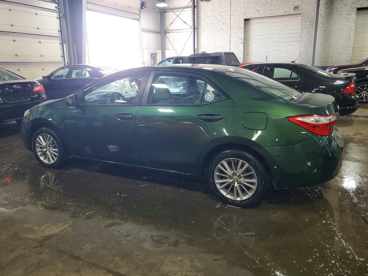 2014 Toyota Corolla Le Plus - Фото 2