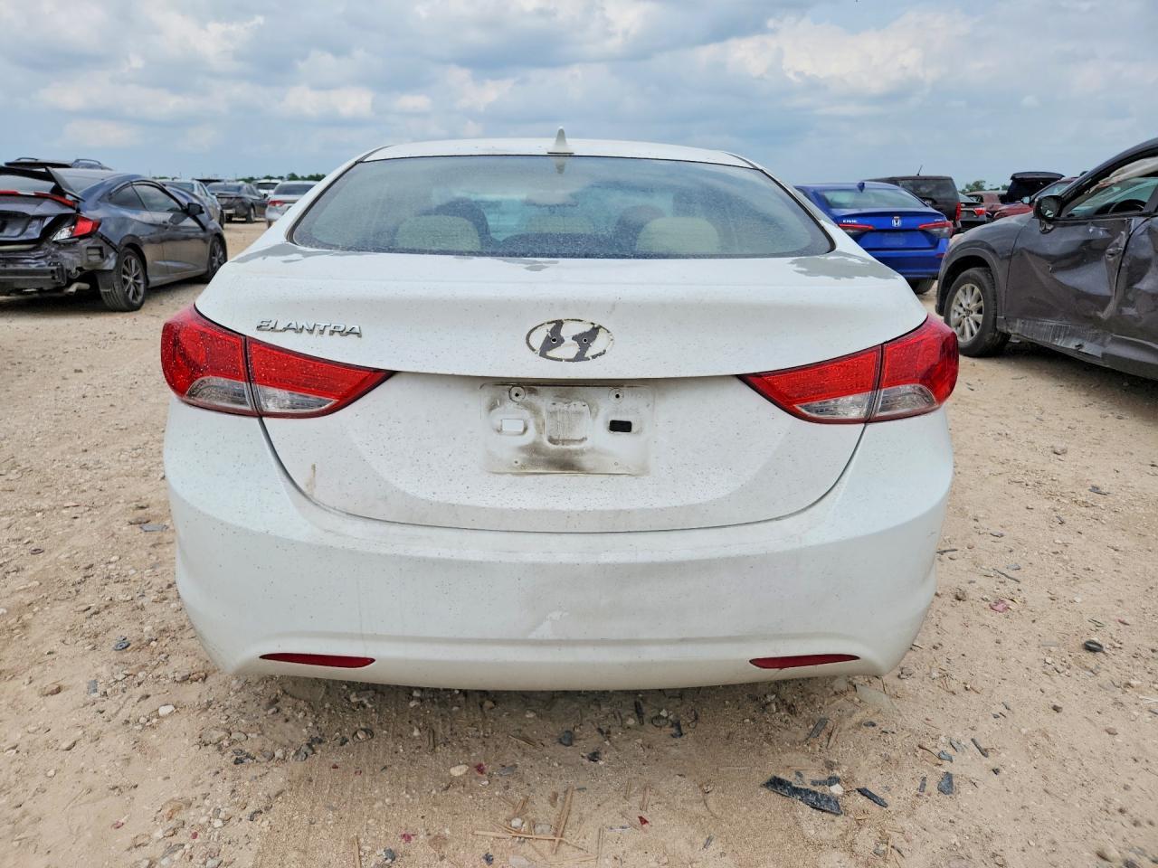 2013 Hyundai Elantra Gls - Image 6