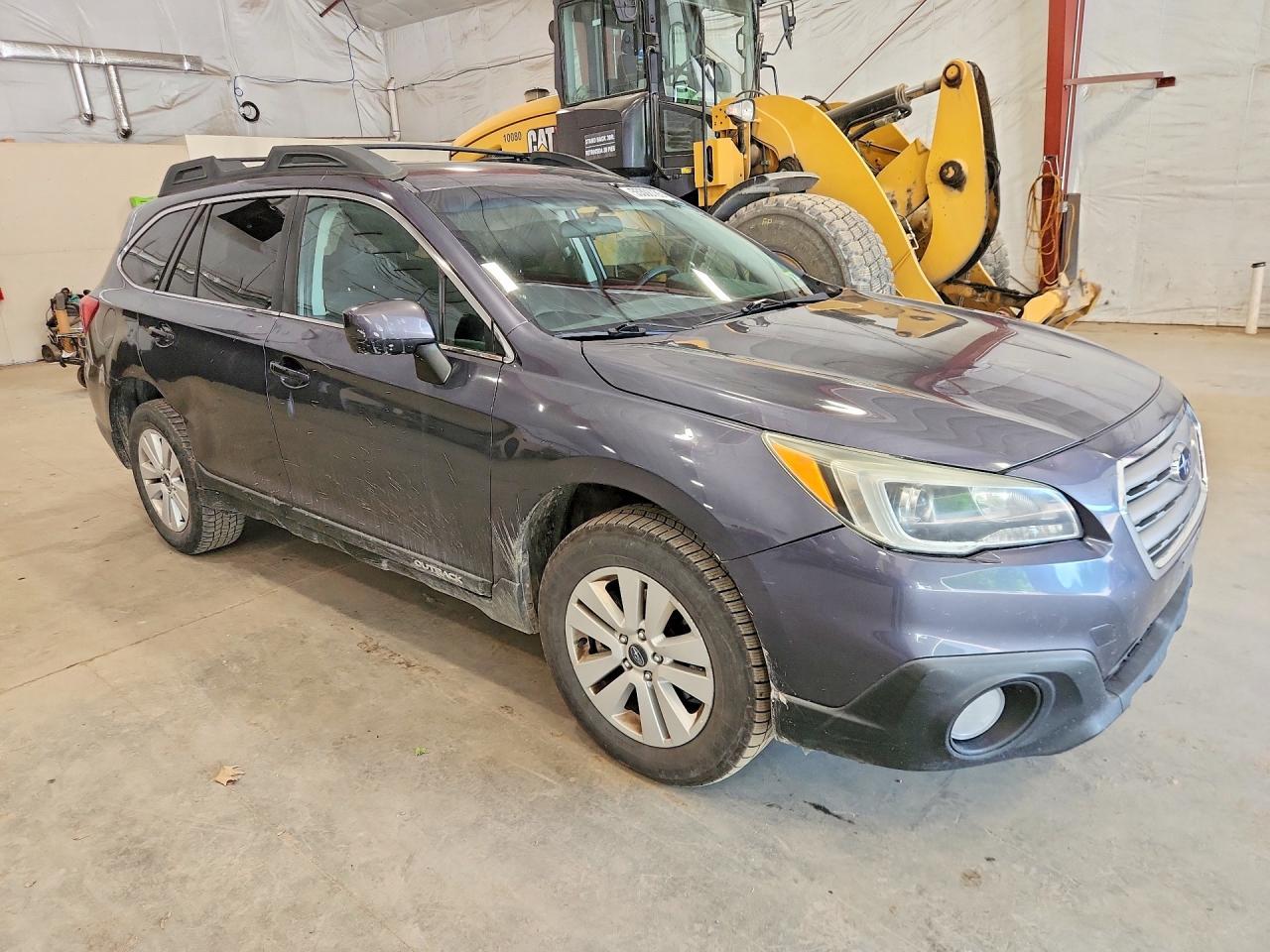 2015 Subaru Outback 2.5I Premium - Image 4
