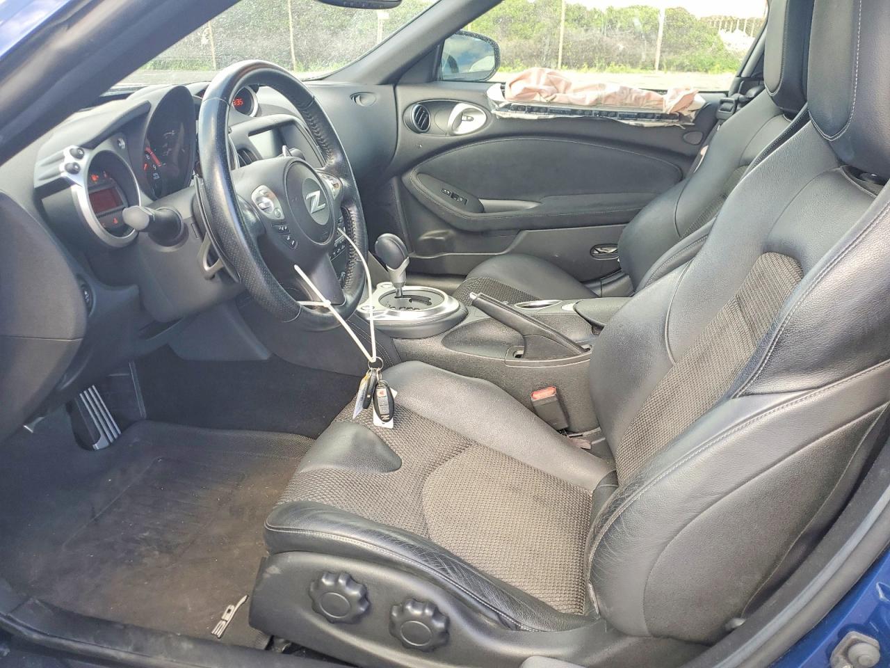 2015 Nissan 370Z Roadster Touring Sport - Фото 7