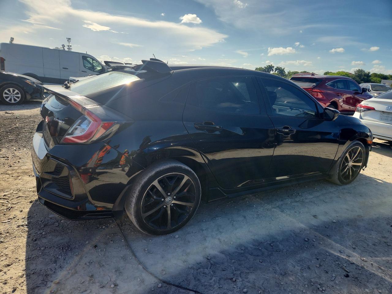 2021 Honda Civic Sport - Image 3