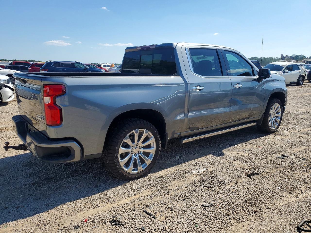 2020 Chevrolet Silverado K1500 High Country - Image 3