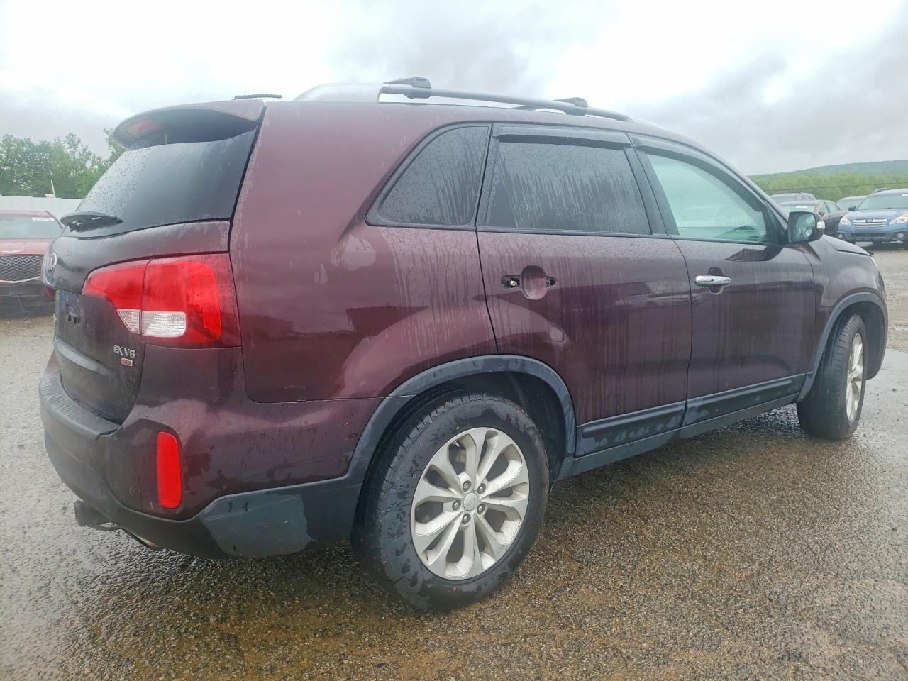 2014 Kia Sorento Ex - Image 3