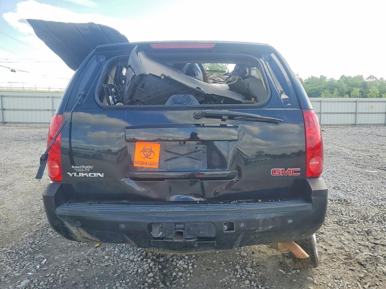 2007 GMC Yukon - Image 6