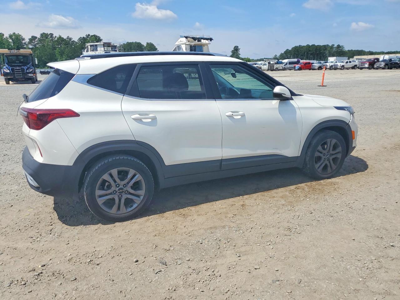 2023 Kia Seltos S - Image 3