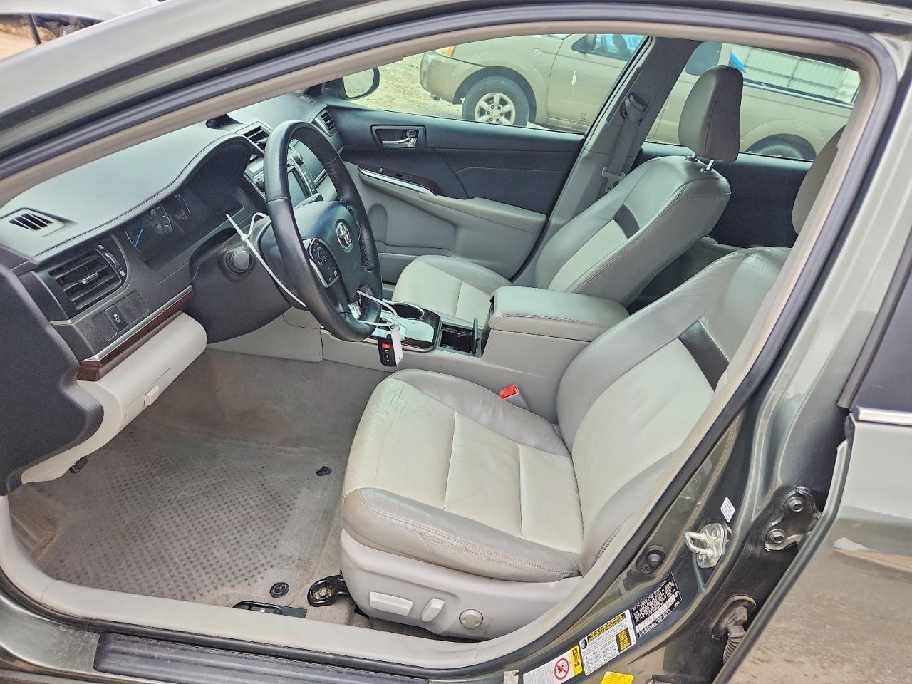 2013 Toyota Camry Xle - Image 7