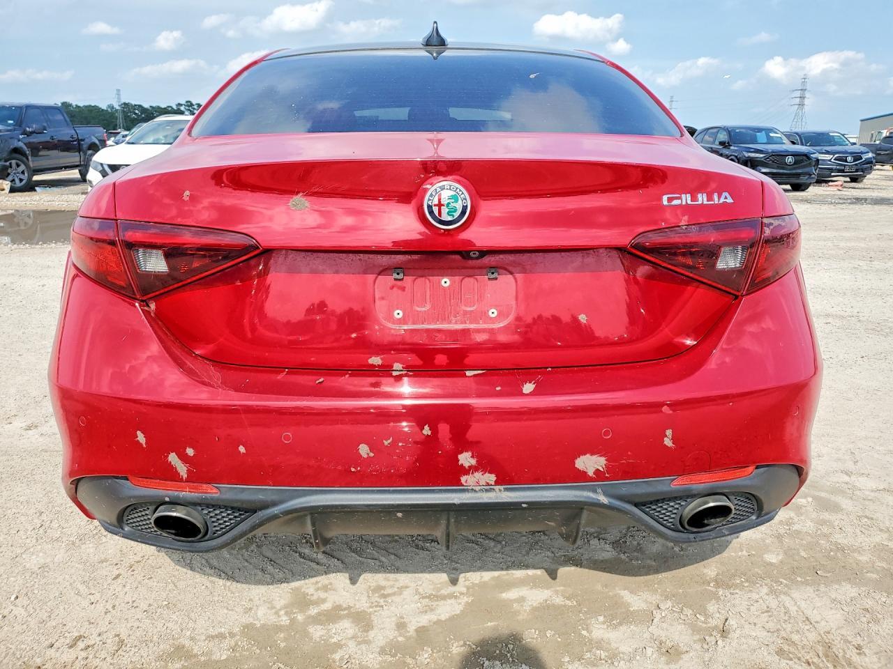 2018 Alfa Romeo Giulia Ti - Image 6